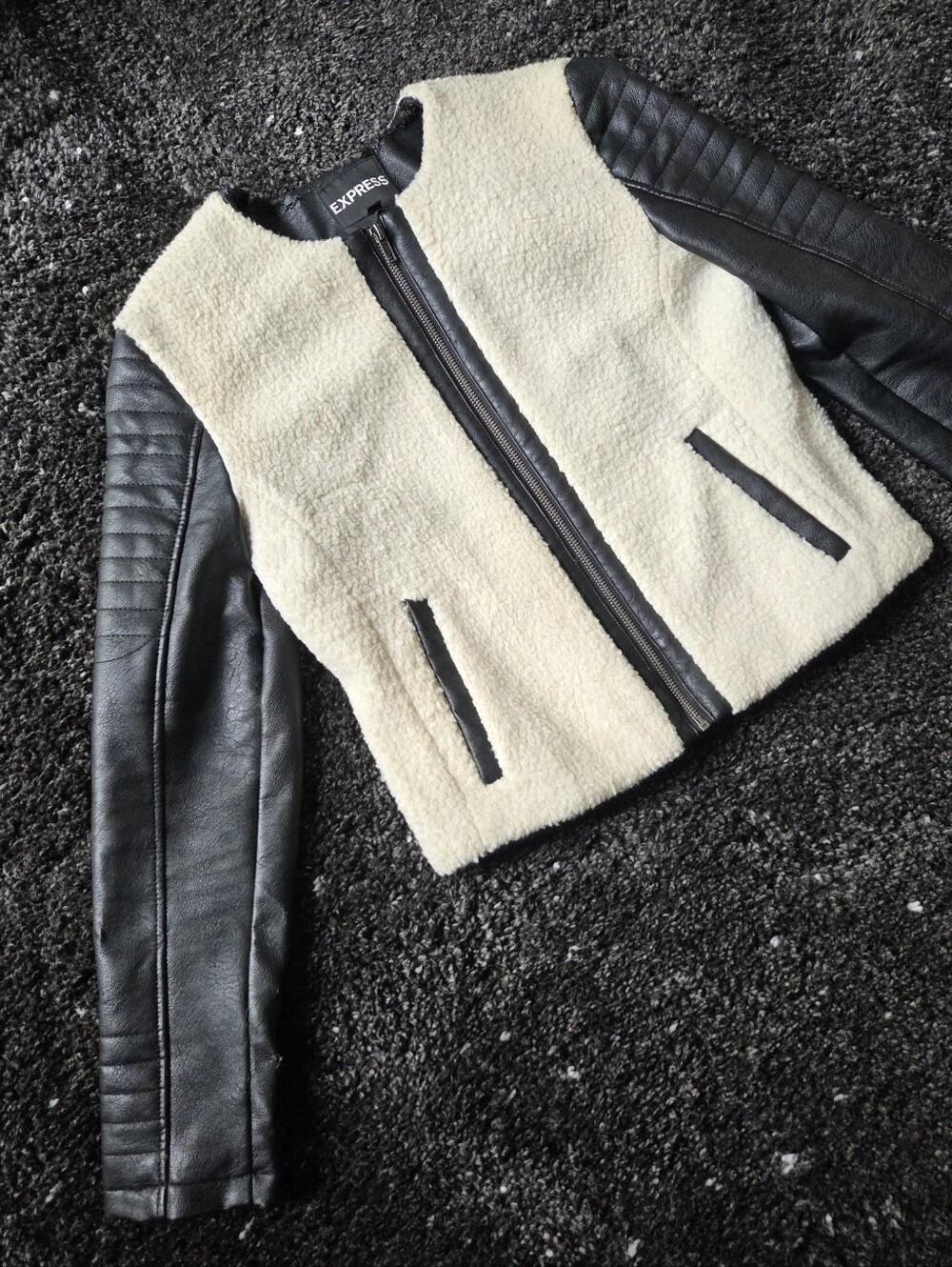 Express Black Cream Faux Leather & Sherpa Mixed Media Moto Jacket Sz Small